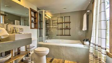 House (4 Bedrooms) | Bahagian dalam
