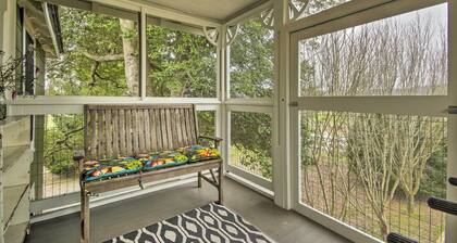 Historic Farmhouse w/ Chef's Kitchen Near Wineries