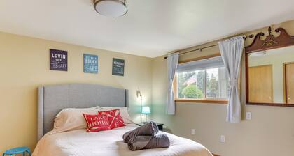 Spacious Apartment on Lake Sawyer w/ Fireplace!