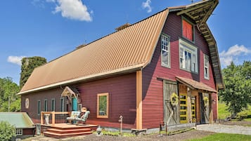 House (3 Bedrooms) | Front of property