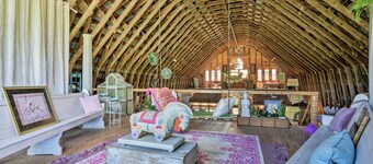Historic Winston-salem Guest Barn on Farm!