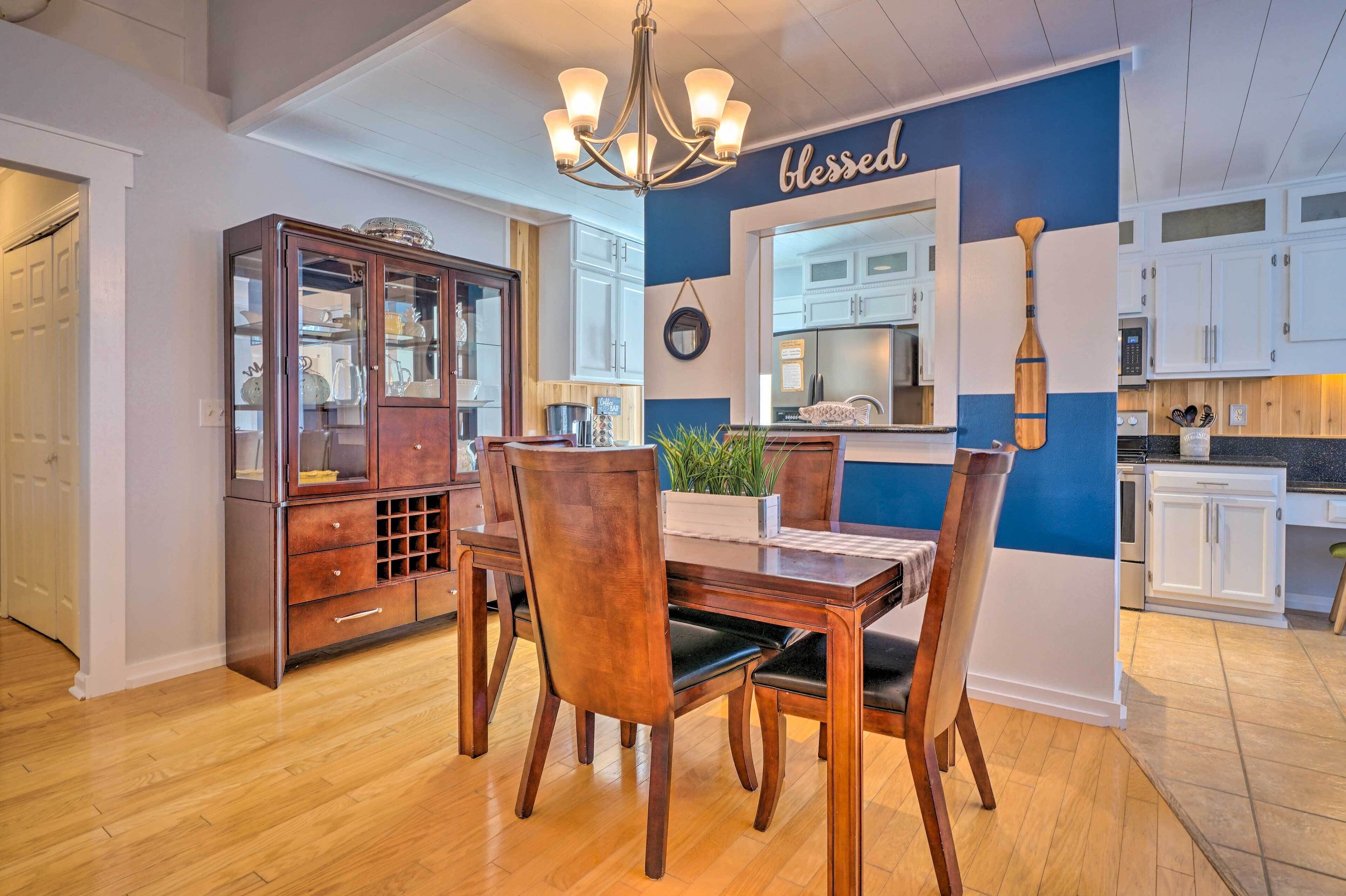 House (2 Bedrooms) | Interior