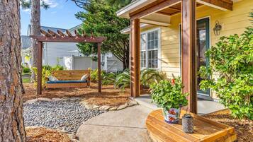 House (2 Bedrooms) | Front of property