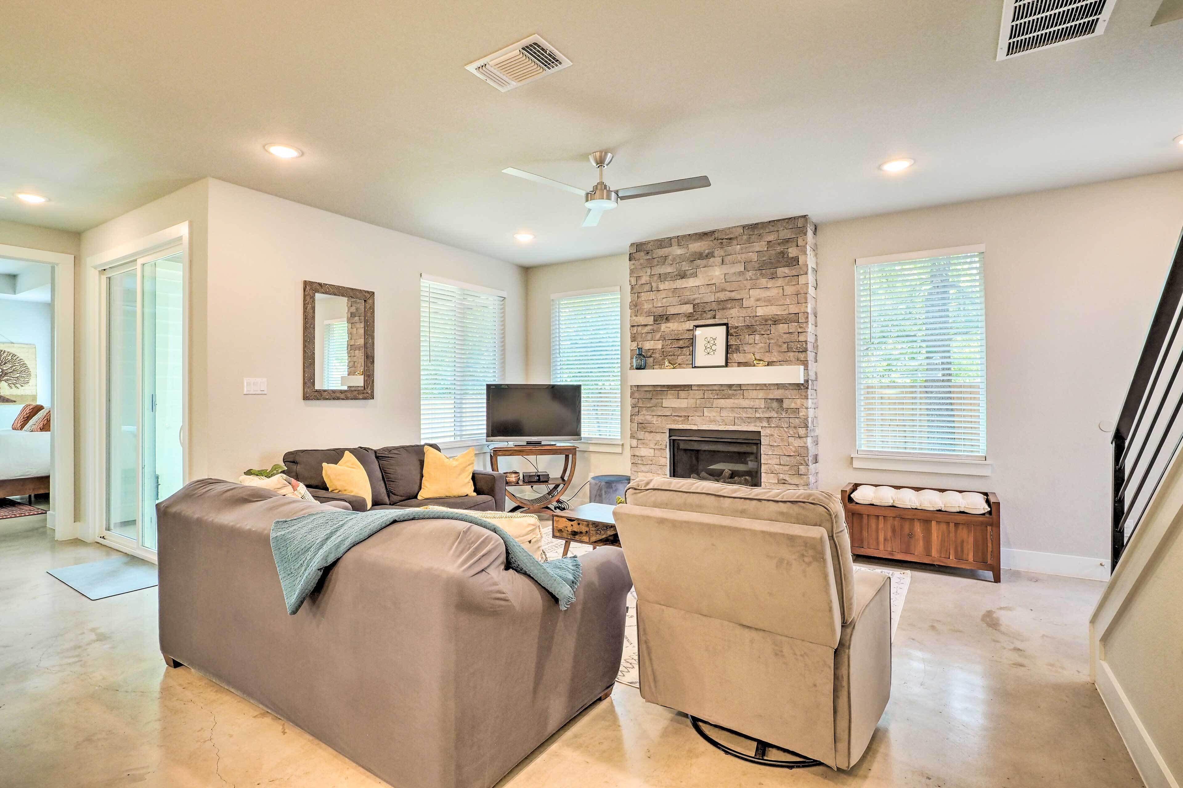 House (4 Bedrooms) | Interior