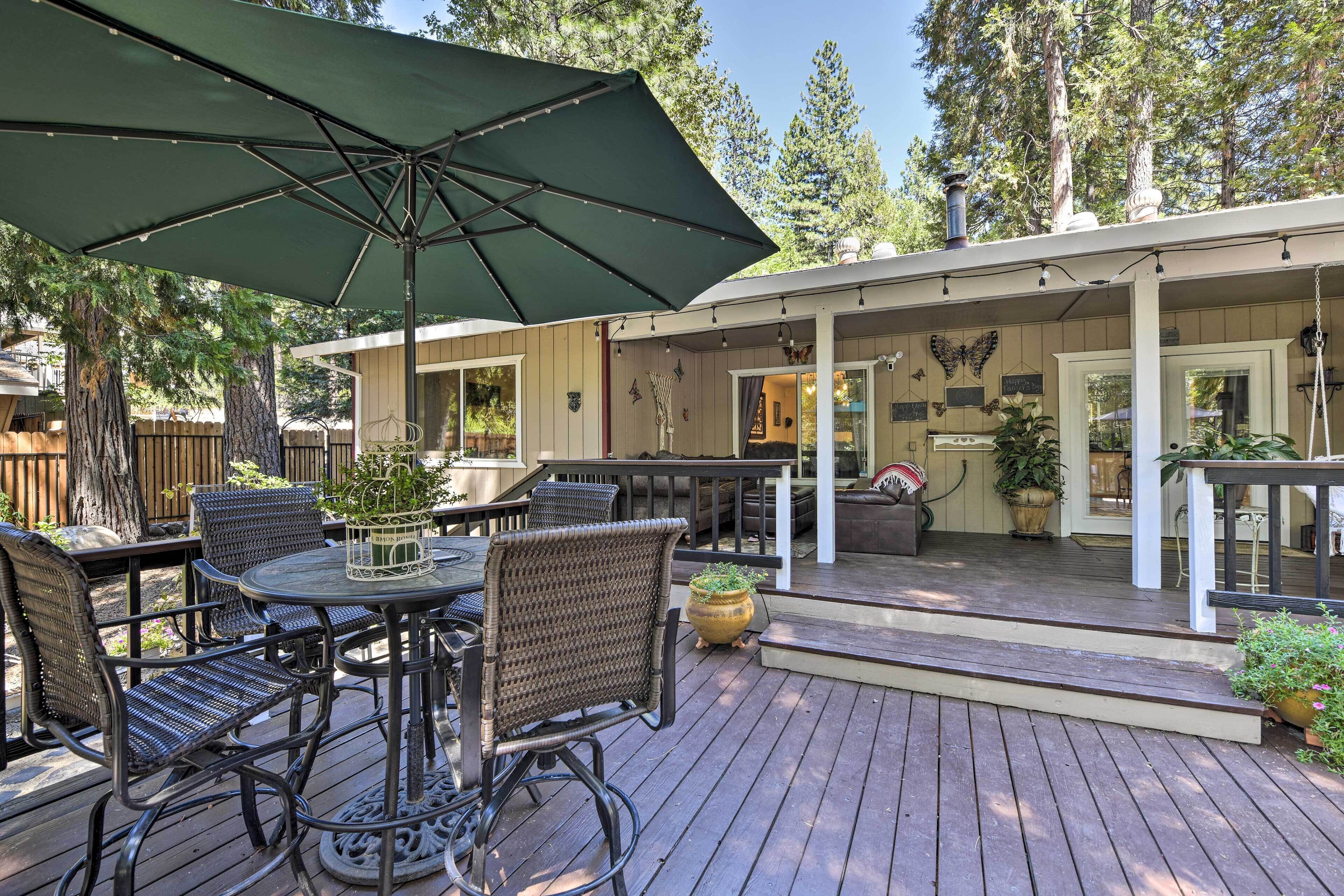 Charming Home w/ Deck - 16 Mi to Sutter Creek!