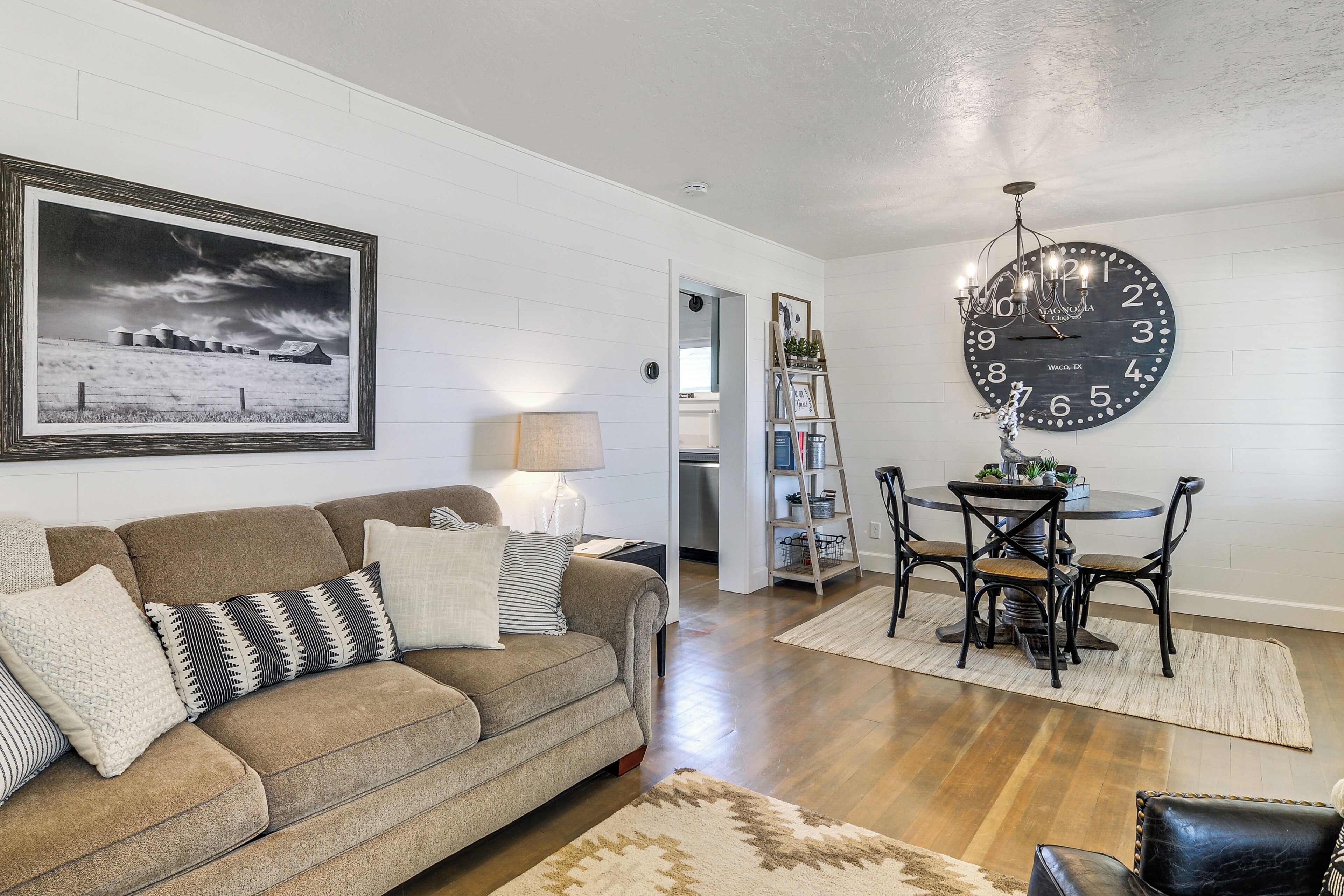 Cottage (2 Bedrooms) | Interior