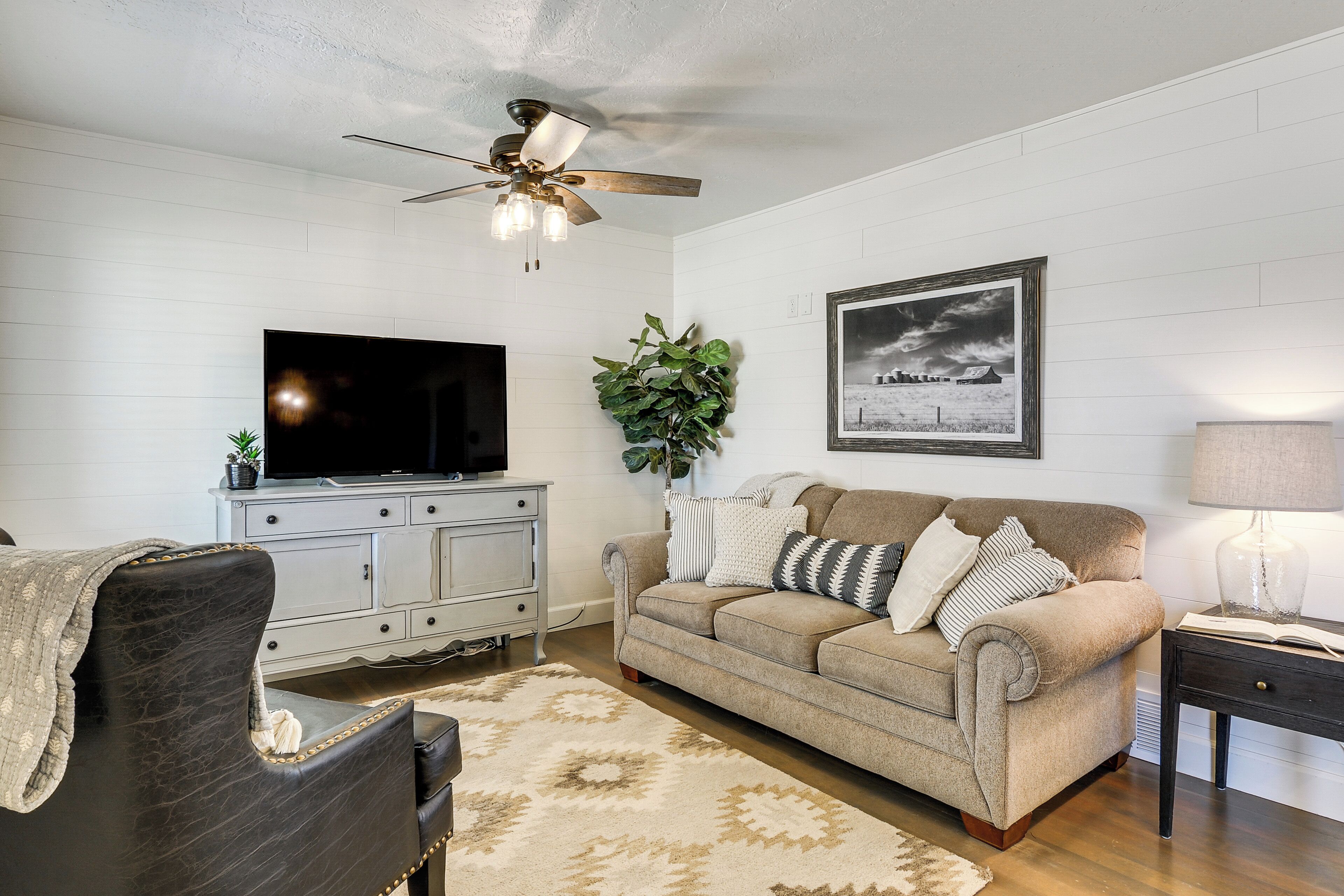 Cottage (2 Bedrooms) | Interior