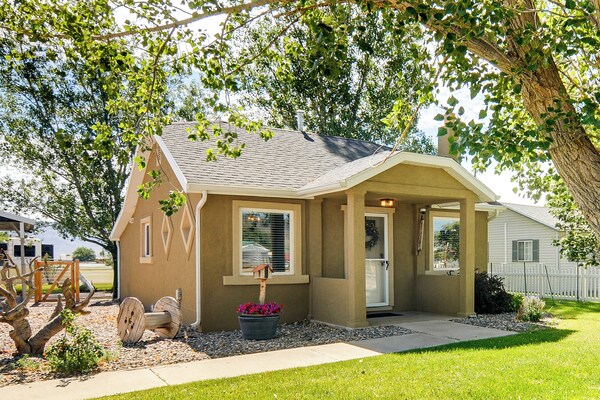 Cozy Farmhouse-style Cottage By Mighty 5 Ntl Parks - Utah