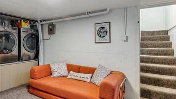 Cottage (2 Bedrooms) | Intérieur
