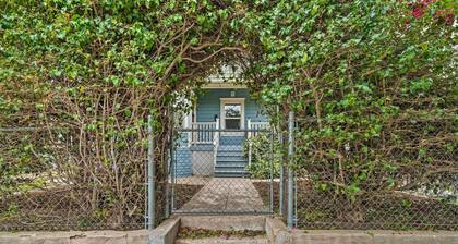 Charming Santa Paula Home - Walk to Downtown!