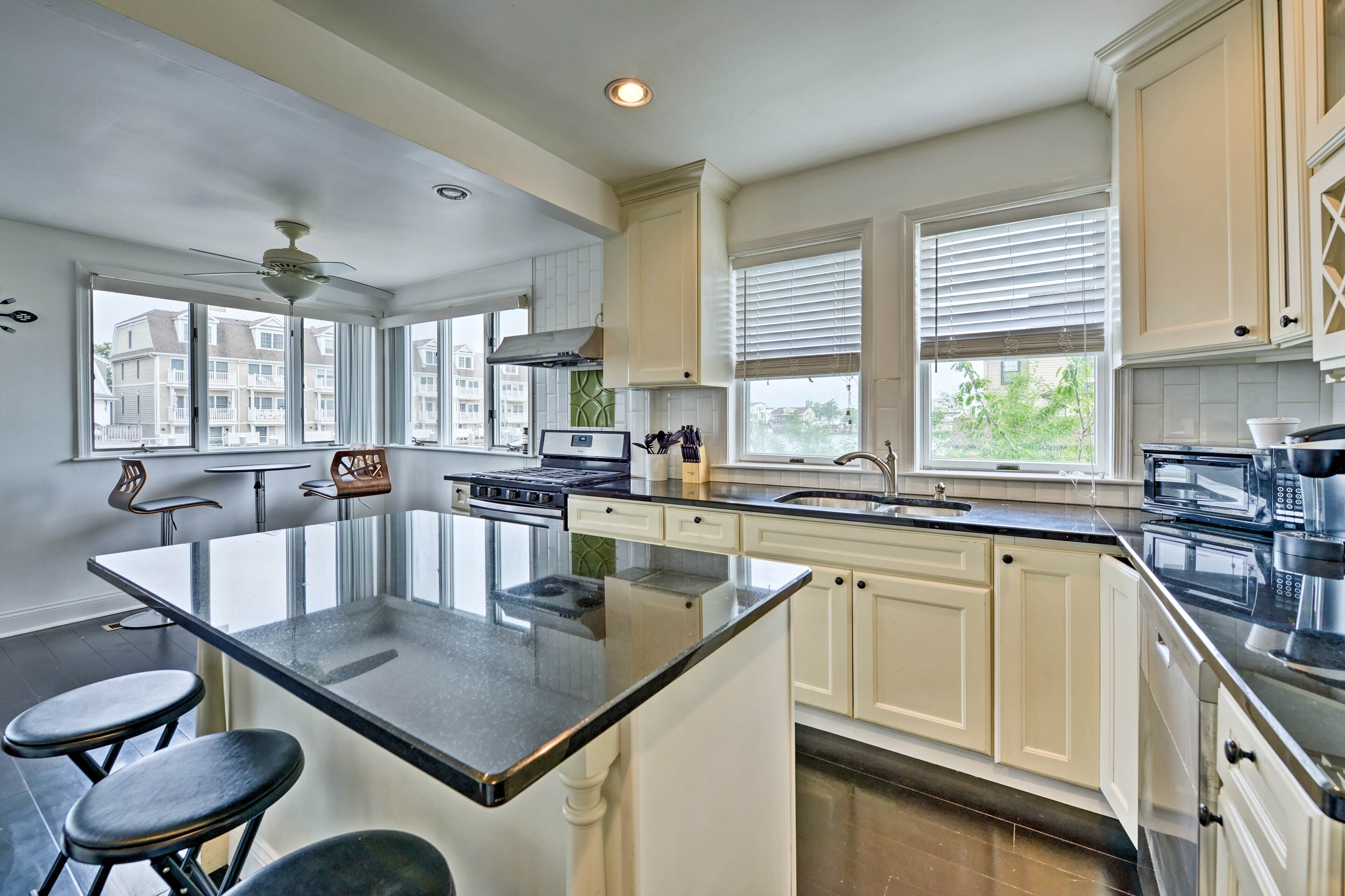 Home W/water Views, 1 Mi to Boardwalk/casinos