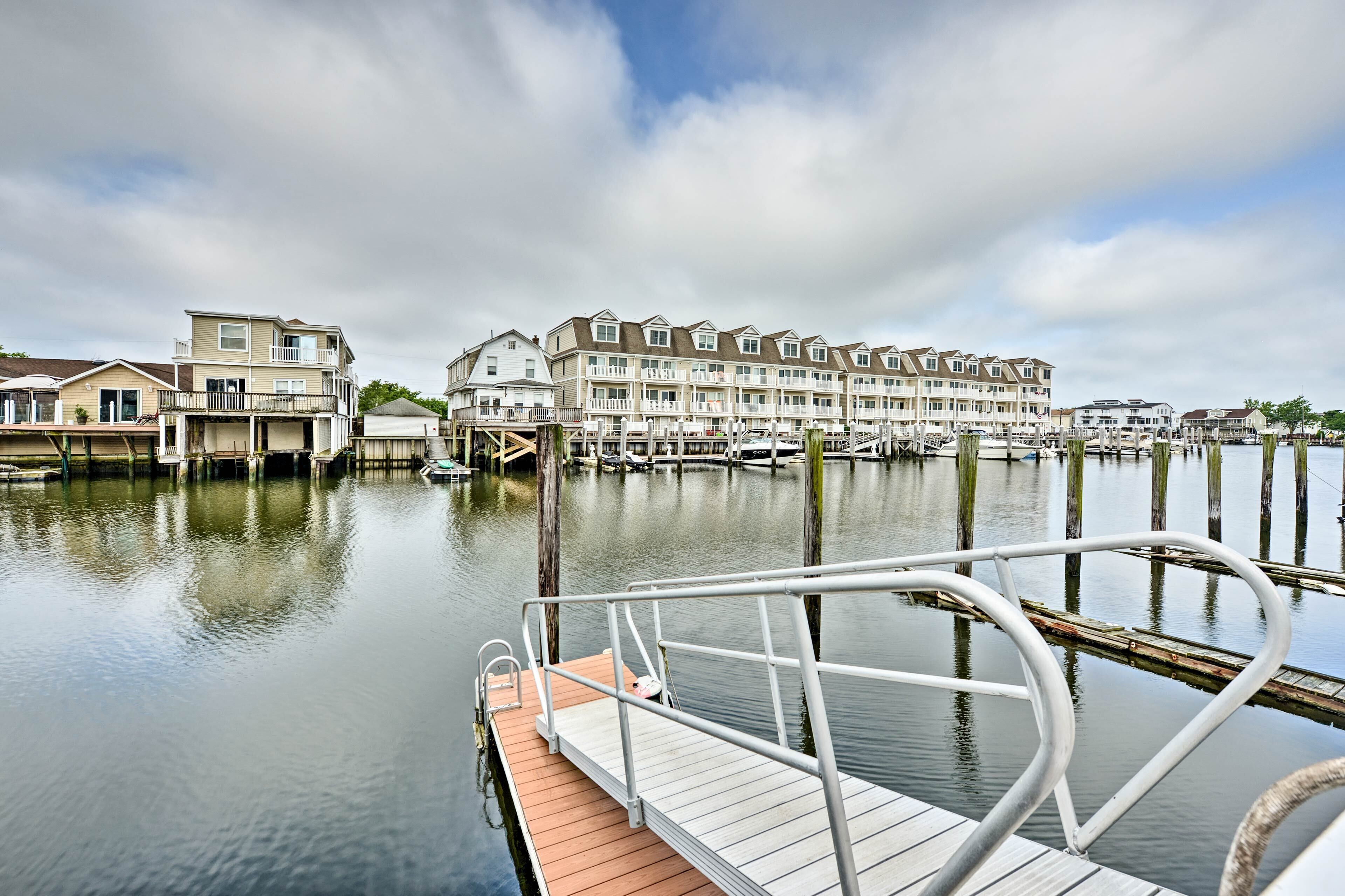 Home W/water Views, 1 Mi to Boardwalk/casinos