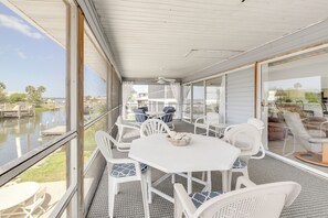 House (3 Bedrooms) | Interior - Canalfront Home w/ Private Dock - 5 Mi to Beaches! (Englewood)