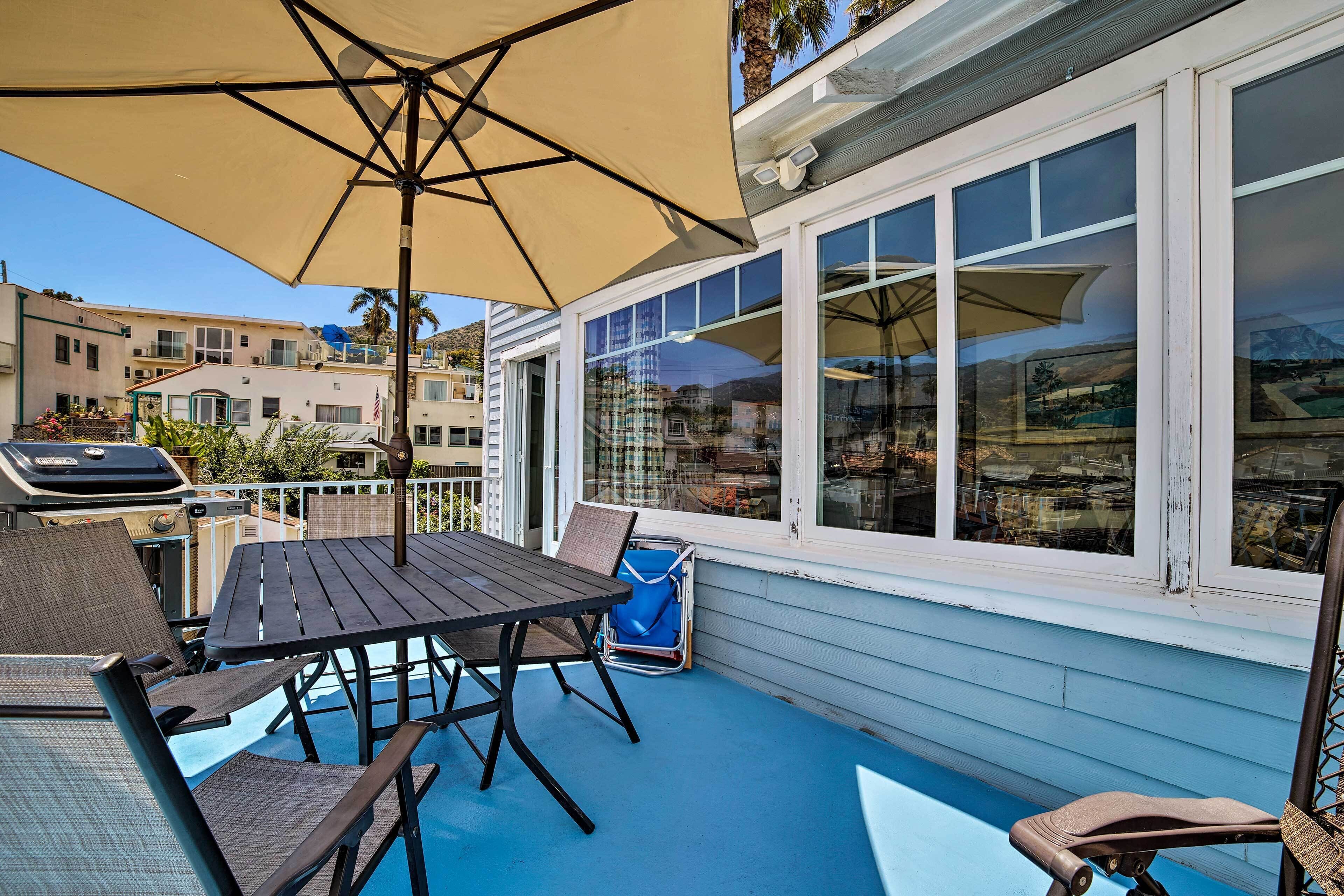 Ocean-view Home - Walk to Avalon City Center!