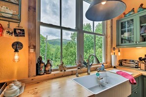 House (2 Bedrooms) | Interior - Retreat in the Cataloochee Ranch Area of Smokies (Waynesville)