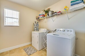 House (5 Bedrooms) | Interior - Lanai & Game Room: Vacation Home in Davenport! (Davenport)