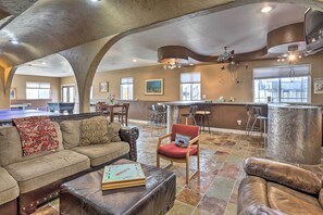 House (1 Bedroom) | Interior