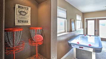 House (1 Bedroom) | Interior