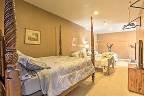 Interior - Black Hawk Lower-level Unit With Game Area! (Blackhawk)