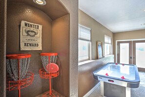 House (1 Bedroom) | Interior