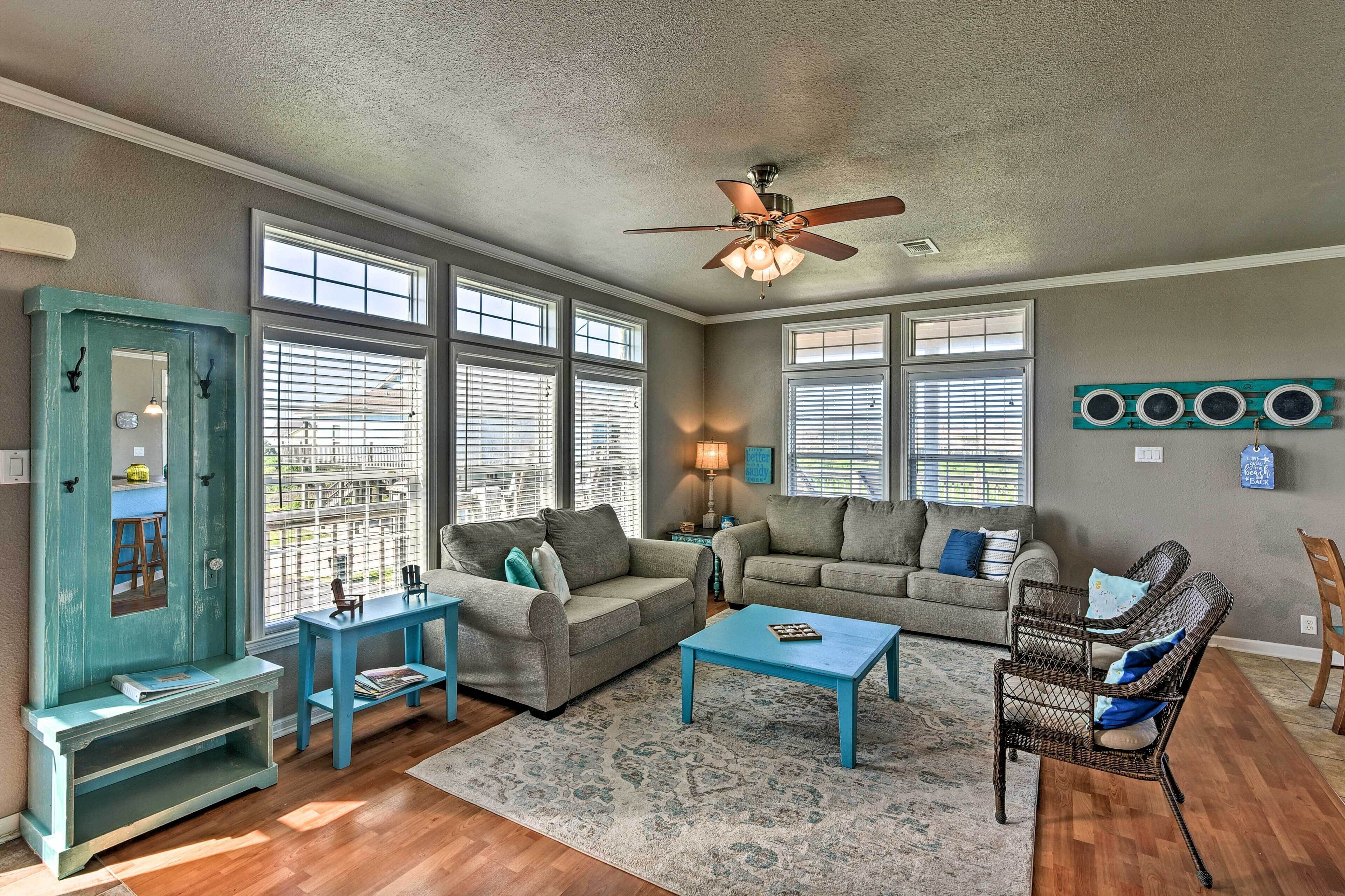 Coastal Home w/ Ocean Views - Walk to Beach!