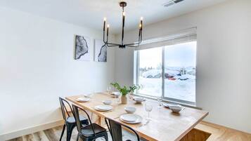 Apartment (4 Bedrooms) | Interior