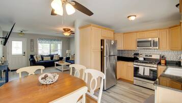 House (3 Bedrooms) | Front of property