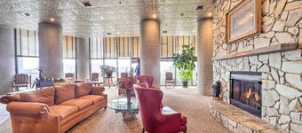 3 Mi to Sugar Mountain Resort: Condo w/ Balcony!