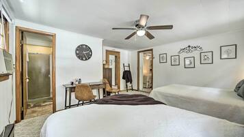 Cottage (2 Bedrooms) | 2 bedrooms, desk, laptop workspace, iron/ironing board