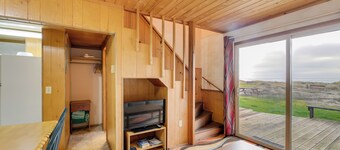 Sanderling Sea Cottages, Unit 1 With Deck!