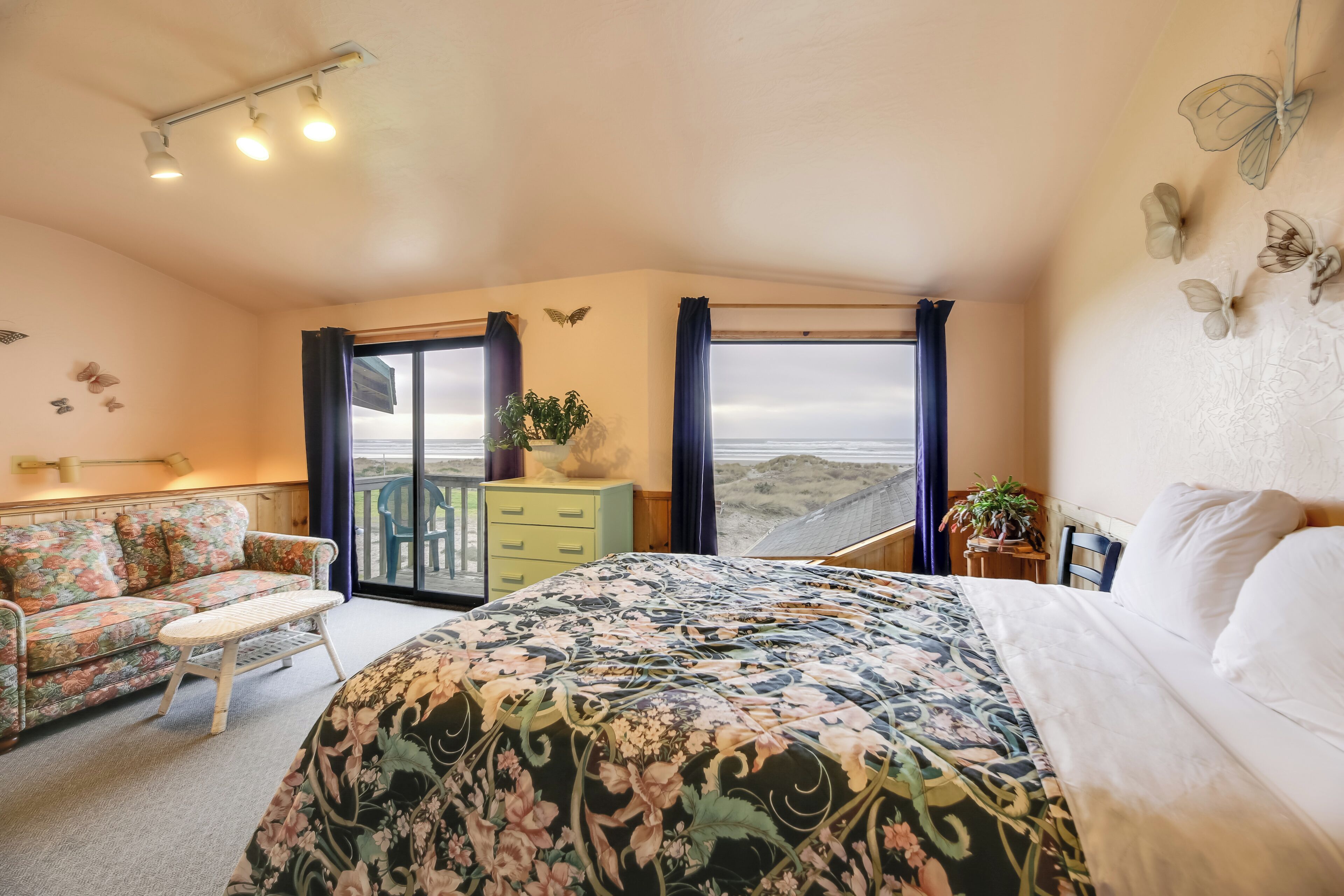 Cottage (2 Bedrooms) | Interior