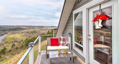 Rustic Norfork Studio w/ Million Dollar View!