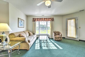 Apartment (2 Bedrooms) | Bahagian dalam