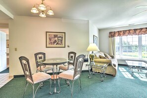 Apartment (2 Bedrooms) | Bahagian dalam