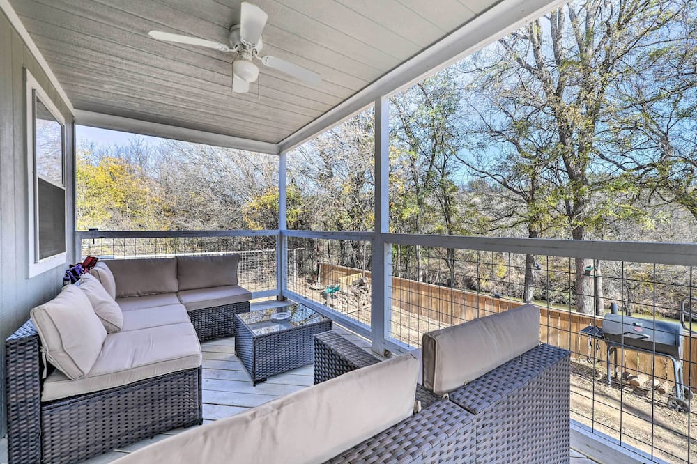 Bright Brownwood Home With On-site River Access! - Brownwood, TX