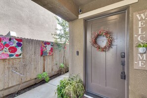 Interior - Spacious Merced Vacation Rental! (Merced)