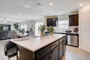 独立别墅 (4 Bedrooms) | 住宿内部