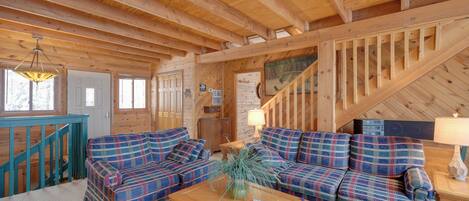 House (4 Bedrooms) | Front of property