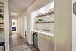 單棟房屋 (5 Bedrooms) | 內部