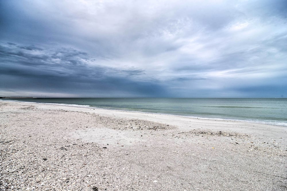 Unit 3 Blocks Gulf to Beaches Historical Museum! - Tierra Verde, FL