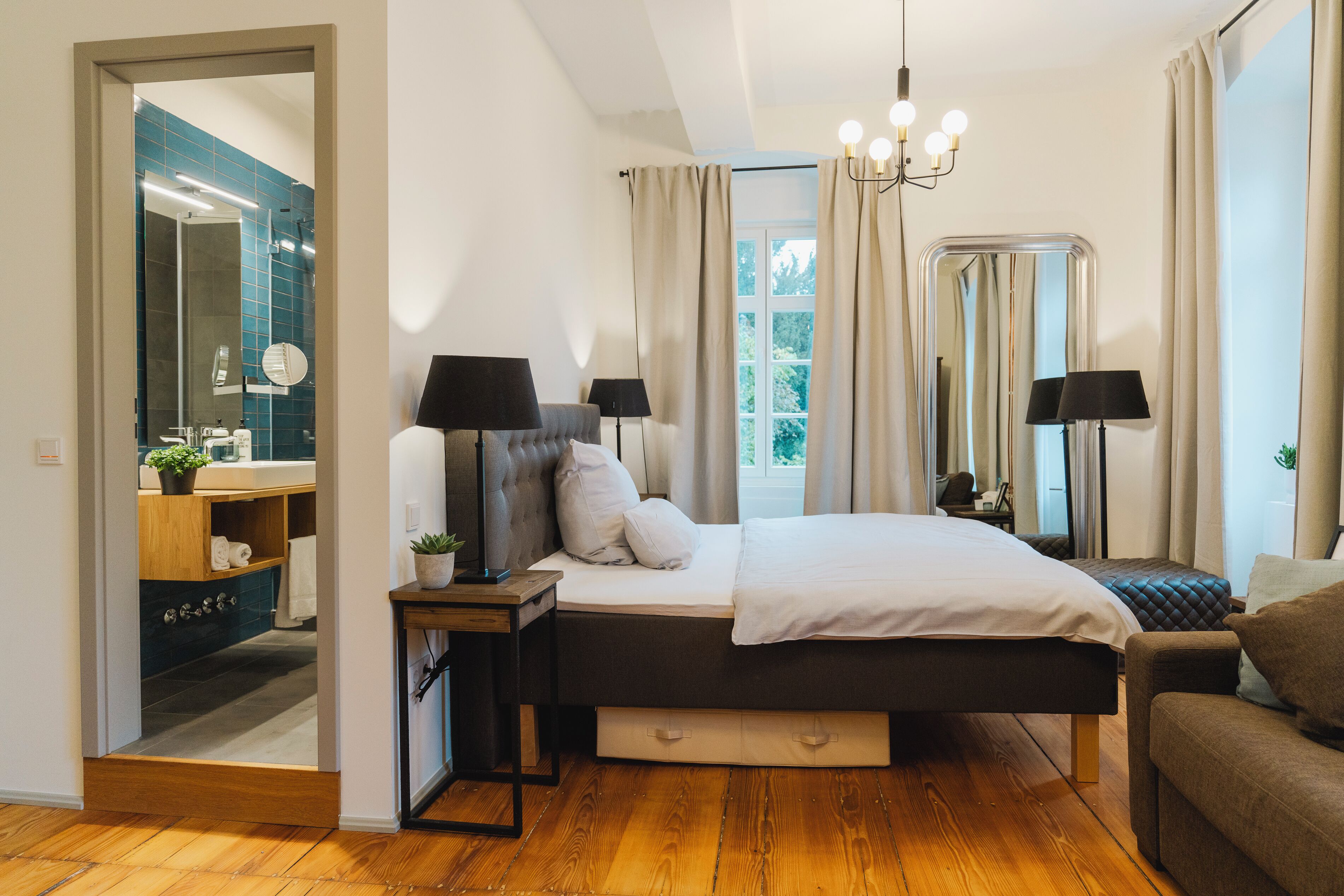 Comfort-Doppelzimmer | Bügeleisen/Bügelbrett, kostenloses WLAN, Bettwäsche