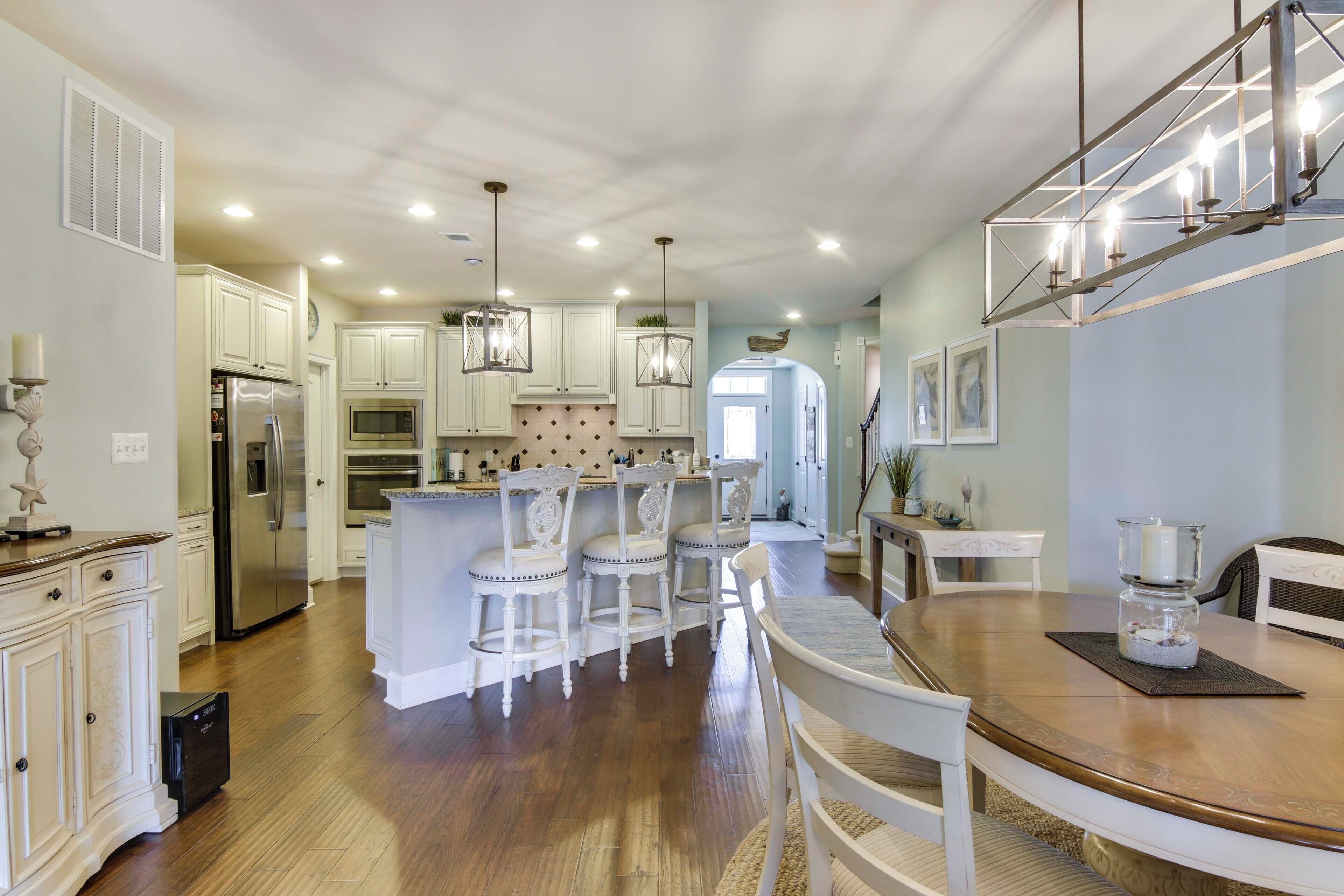 House (5 Bedrooms) | Interior