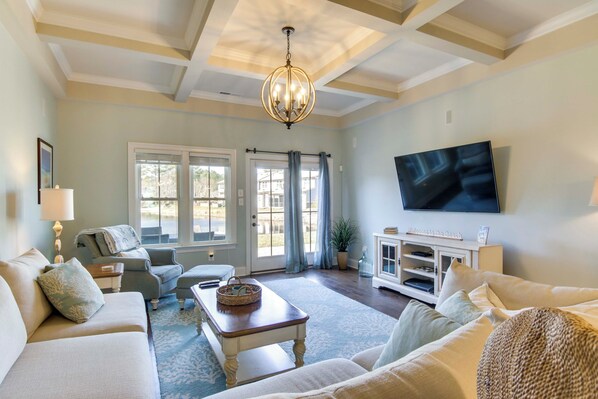 House (5 Bedrooms) | Front of property