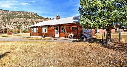 South Fork Log Cabin w/ Beautiful Mountain Views!