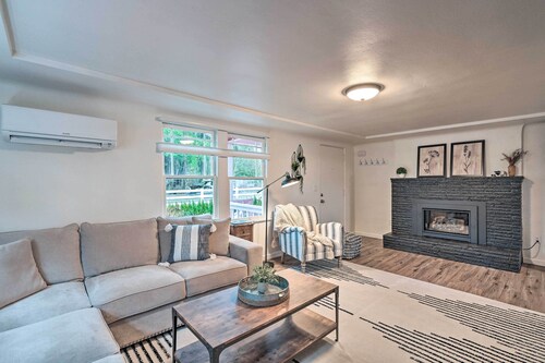 Redmond Farmhouse on 2 Acres w/ Deck & Grill!