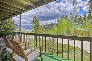 Apartment (2 Bedrooms) | Front of property - Grand Lake Condo w/ Mountain Views: Walk to Lake! (Grand Lake)