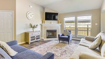 House (3 Bedrooms) | Front of property