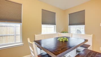 Rumah (3 Bedrooms) | Interior