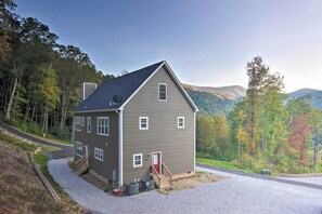 Rumah (6 Bedrooms) | Interior