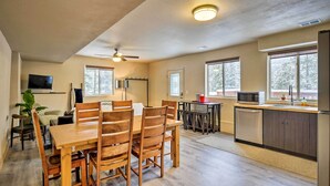 單棟房屋 (5 Bedrooms) | 內部